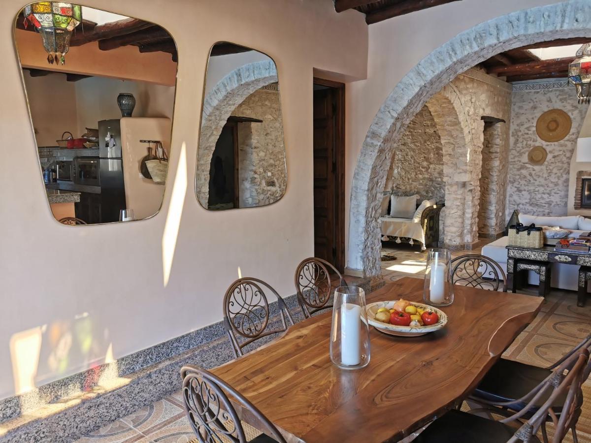Maison Mimosa, Lovely 3 Bedroom Villa With A Large Pool 에사우이라 외부 사진