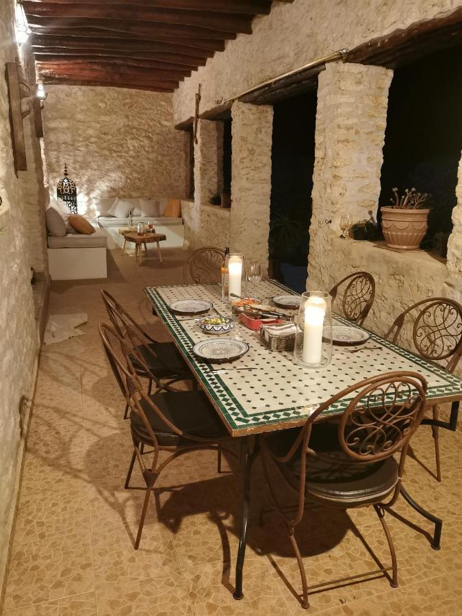 Maison Mimosa, Lovely 3 Bedroom Villa With A Large Pool 에사우이라 외부 사진