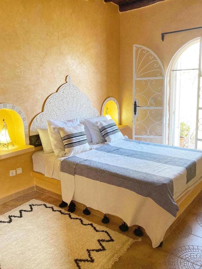 Maison Mimosa, Lovely 3 Bedroom Villa With A Large Pool 에사우이라 외부 사진