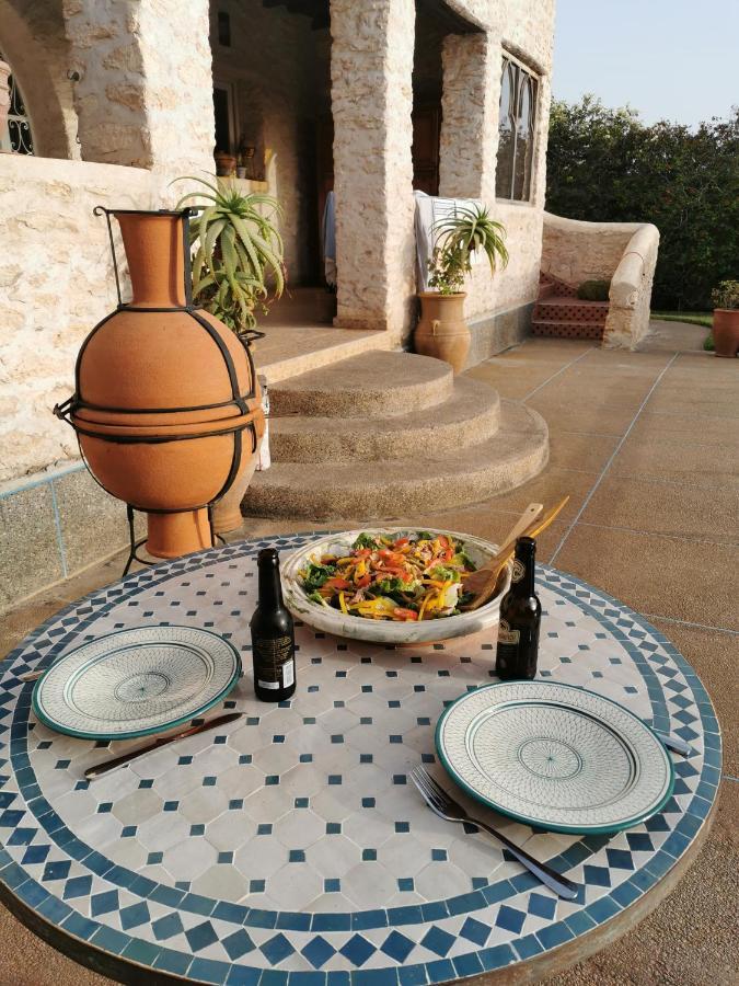Maison Mimosa, Lovely 3 Bedroom Villa With A Large Pool 에사우이라 외부 사진